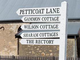 Walk With History At Penola - Hotel Gold Coast 0