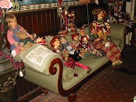 Reliquaire - Hotel Gold Coast 0