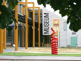 Queen Victoria Museum And Art Gallery - Hotel Gold Coast 0