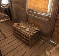 Elsey Homestead Replica - Hotel Gold Coast