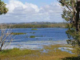 Lake Barfield - Hotel Gold Coast 0