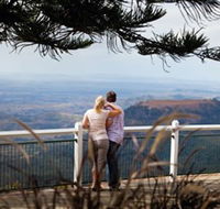 Picnic Point Lookout And Parkland - Hotel Gold Coast