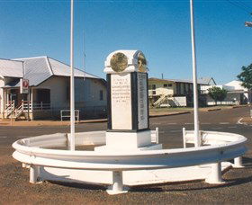 Cloncurry War Memorial - Hotel Gold Coast 0
