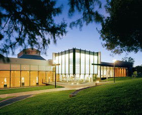 Bendigo Art Gallery - Hotel Gold Coast 0