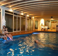 Logans Beach Spa and Fitness