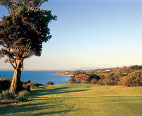 Mornington Golf Club - Hotel Gold Coast 0