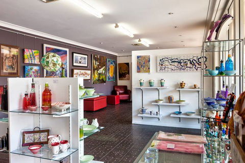 GIGS Art Gallery & Studios - Hotel Gold Coast 1