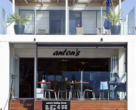 Antons - Hotel Gold Coast 0