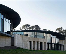 Port Phillip Estate - Hotel Gold Coast 1