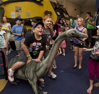 National Dinosaur Museum - Hotel Gold Coast
