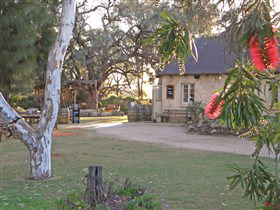 Overland Corner Hotel - Hotel Gold Coast 1