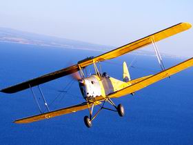 Adelaide Biplanes - Hotel Gold Coast 2