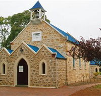 Christ Church Yankalilla - Hotel Gold Coast