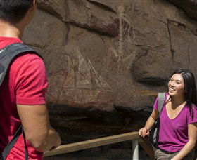 Nanguluwur Rock Art Site And Walk - Hotel Gold Coast 2