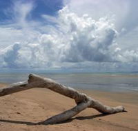 Toolakea Beach - Hotel Gold Coast