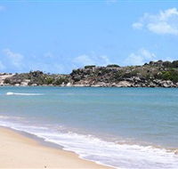 Dhamitjinya East Woody Island and Galaru East Woody Beach - Hotel Gold Coast