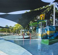 Bluewater Lagoon - Hotel Gold Coast