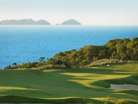 Hamilton Island Golf Club - Hotel Gold Coast 1