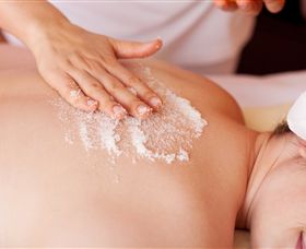 Prani Glow Day Spa - Hotel Gold Coast 6