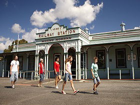 Mount Morgan Railway Museum - Hotel Gold Coast 0