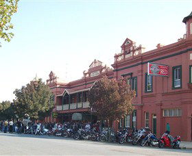 Culcairn Hotel - Hotel Gold Coast 2