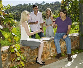 Mount Majura Vineyard - Hotel Gold Coast 3