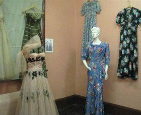 The Museum Of Clothing - Hotel Gold Coast 6