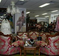 Ussed and Abbussed - Hotel Gold Coast