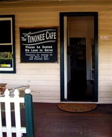 The Famous Tinonee Cafe And Gift Shop - Hotel Gold Coast 3