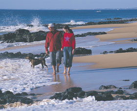 Back Beach - Hotel Gold Coast 0