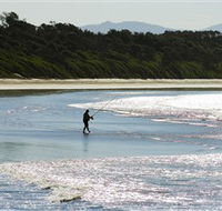 Old Bar Beach - Hotel Gold Coast