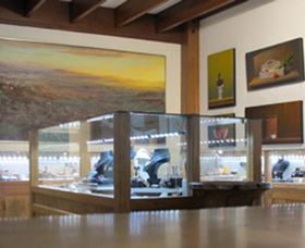 Yallingup Galleries - Hotel Gold Coast 1