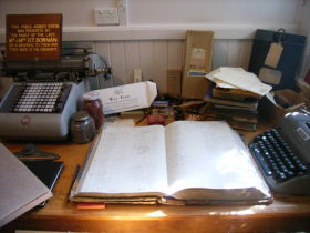 Bowman History Room - Hotel Gold Coast 0