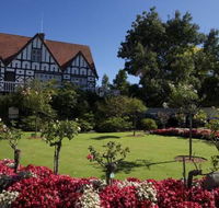 Cockington Green Gardens - Hotel Gold Coast