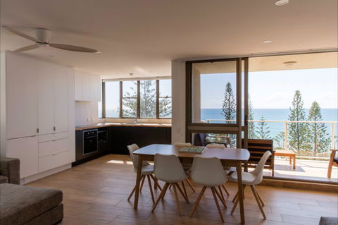 Pacific Beach Resort - Hotel Gold Coast 18