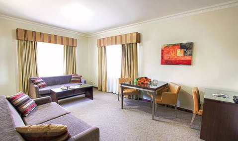 Governor Macquarie Motor Inn - Hotel Gold Coast 8