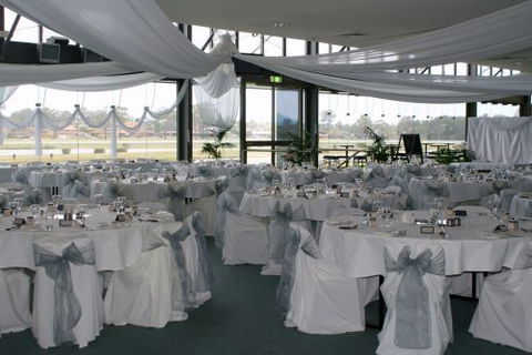 Taree-Wingham Race Club - Hotel Gold Coast 2
