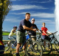 Lake Burley Griffin - Hotel Gold Coast