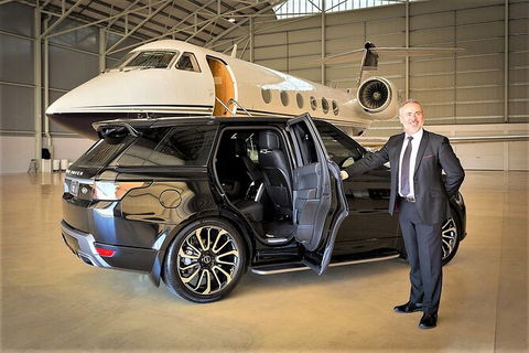 Chauffeured Airport Transfer By Luxury Vehicle - Hotel Gold Coast 2