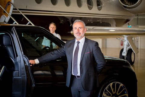 Chauffeured Airport Transfer By Luxury Vehicle - Hotel Gold Coast 12