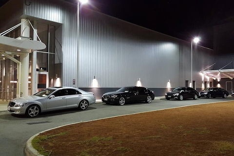 Perth Airport Transfer By Private Chauffeur: Airport To Perth CBD Hotel - Hotel Gold Coast 3