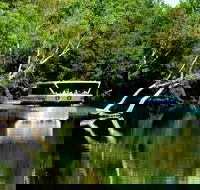 Perth River Cruise and Vineyard Experience Best of Both Worlds - Hotel Gold Coast