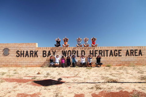 6-Day Coral Coaster From Perth To Exmouth One-Way Via Monkey Mia Ningaloo Reef - Hotel Gold Coast 13