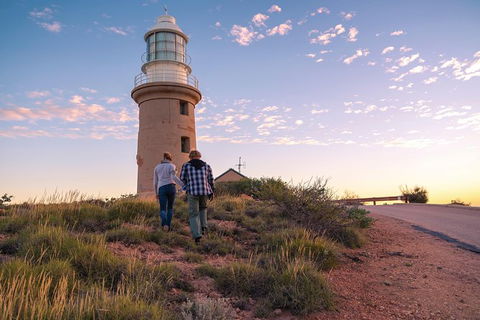 6-Day Coral Coaster From Perth To Exmouth One-Way Via Monkey Mia Ningaloo Reef - Hotel Gold Coast 5