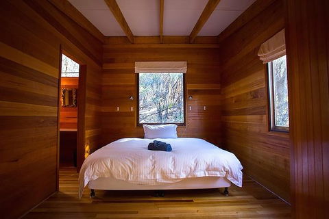 Great Walks Of Australia: 4-Day Freycinet Experience Walk - Hotel Gold Coast 3