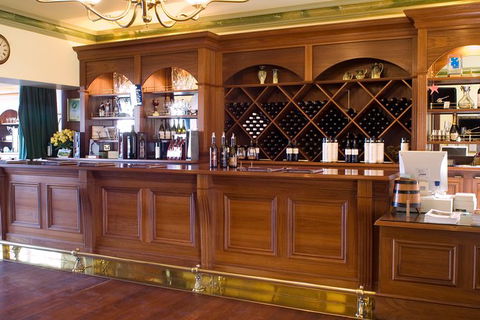 Hahndorf And Barossa Valley Full-Day Tour From Adelaide - Hotel Gold Coast 1