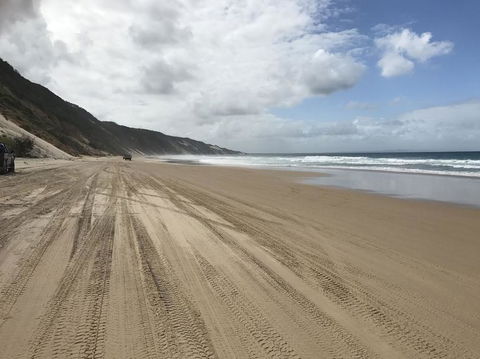 5-Day Fraser Island And Great Barrier Reef Tour - Hotel Gold Coast 2