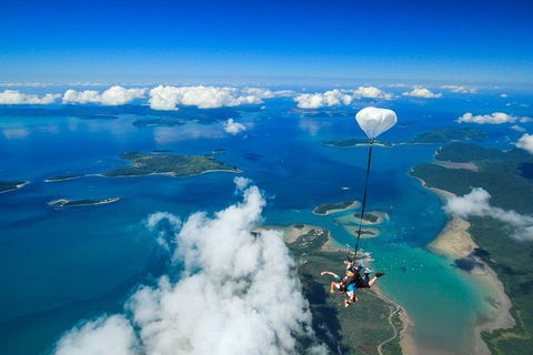Airlie Beach Tandem Skydive - Hotel Gold Coast 2