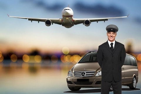 Cairns Airport (CNS) Departure Transfer (Port Douglas Hotels To Cairns Airport) - Hotel Gold Coast 0