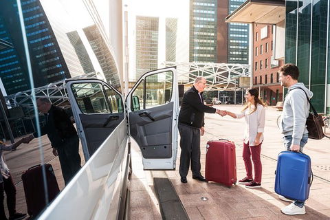Cairns Airport (CNS) Departure Transfer (Port Douglas Hotels To Cairns Airport) - Hotel Gold Coast 11